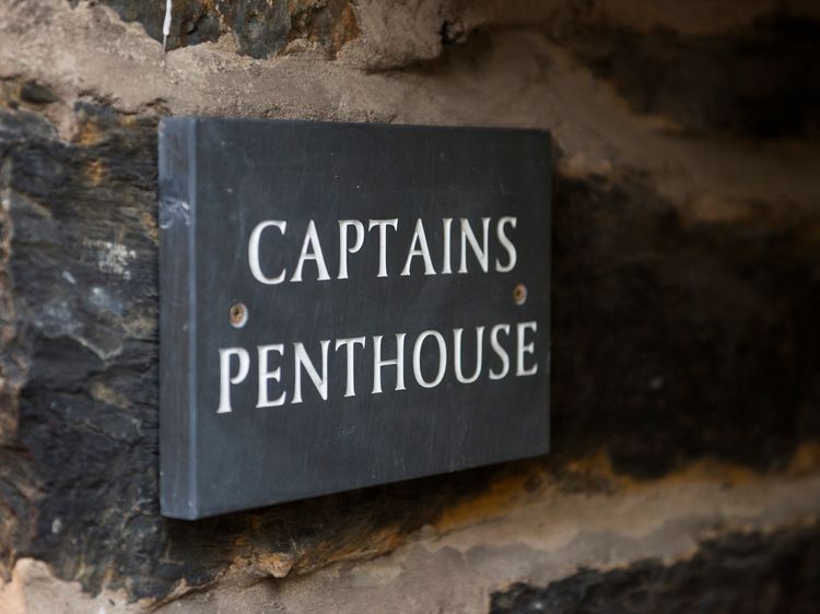 The Captain's Penthouse, listing photograph 5