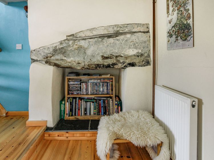 Pen Y Graig, listing photograph 8