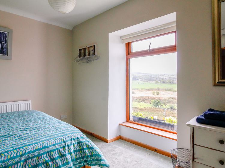 Pen Y Graig, listing photograph 12