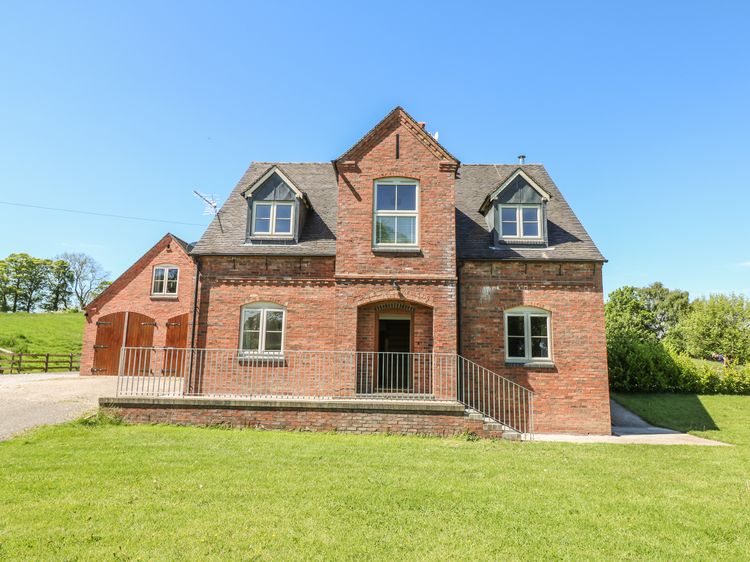 Highcroft, listing photograph 3