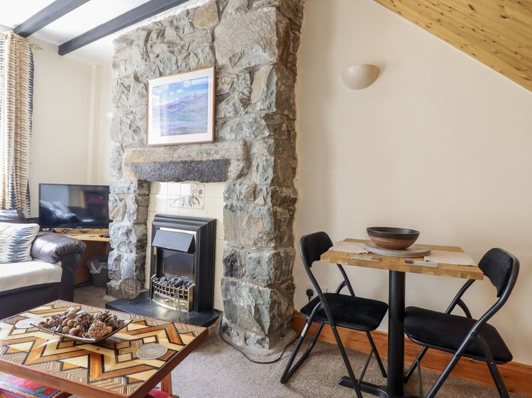 Cae Tanws Bach, listing photograph 8