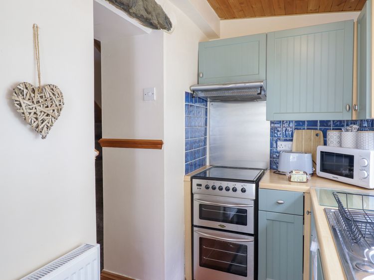 Cae Tanws Bach, listing photograph 11