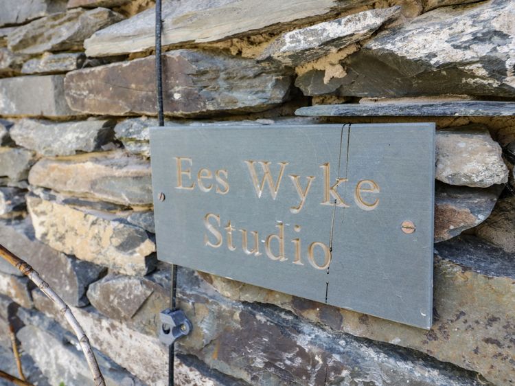 Ees Wyke Studio, listing photograph 4