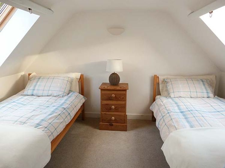 Creag Mhor Cottage, listing photograph 12