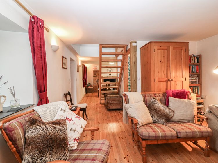 Creag Mhor Cottage, listing photograph 6