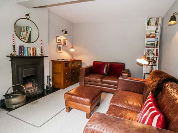 Rose Cottage, listing photograph 2