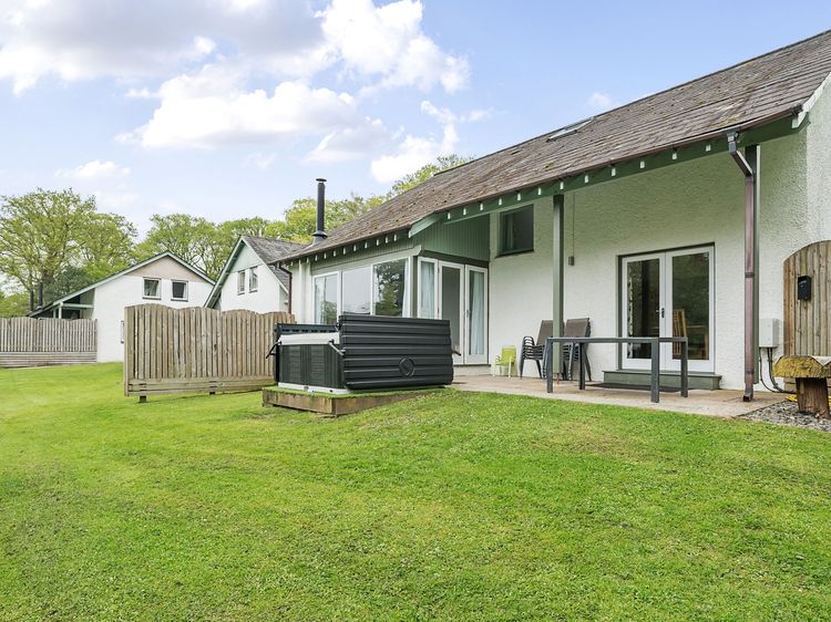 Elm - Woodland Cottages, listing photograph 2