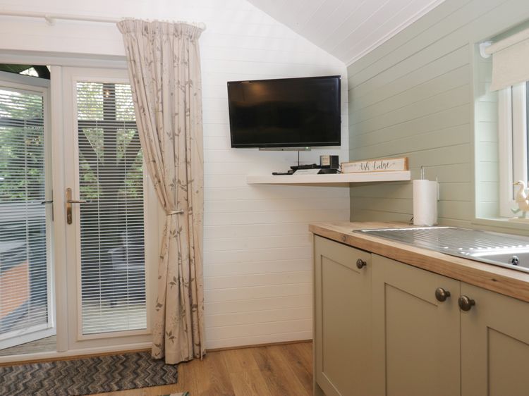 Ash Lodge, listing photograph 9