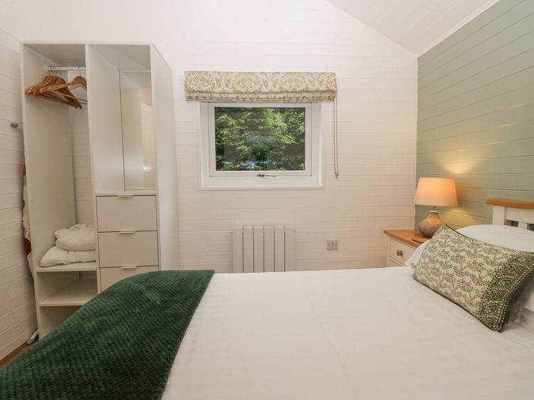 Ash Lodge, listing photograph 12