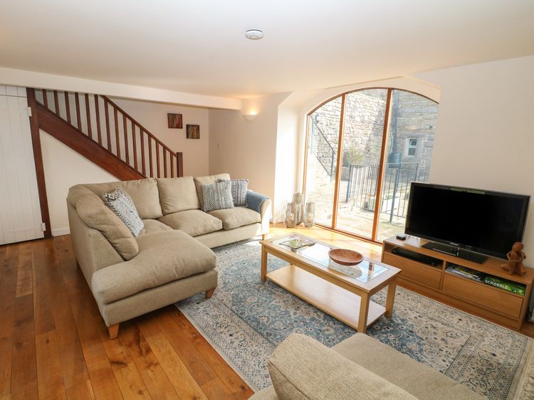Broadwood Barn, listing photograph 6