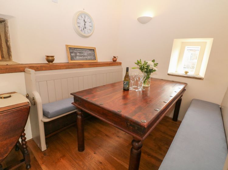 Broadwood Barn, listing photograph 10