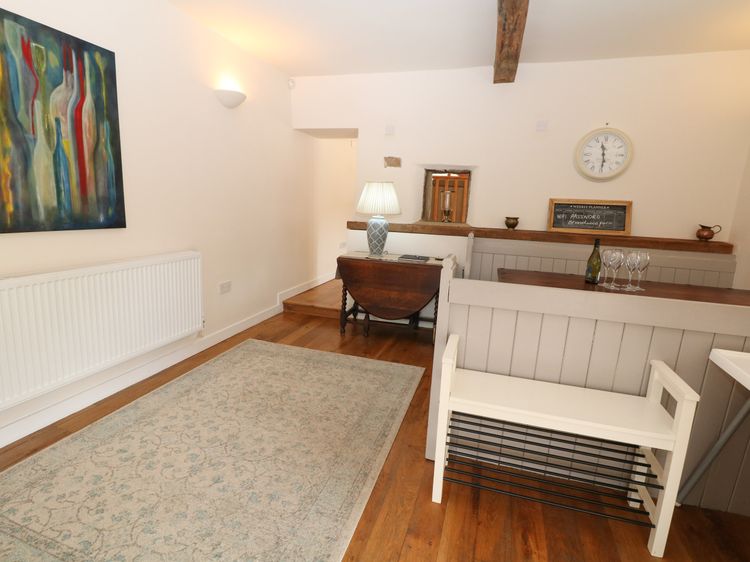 Broadwood Barn, listing photograph 11