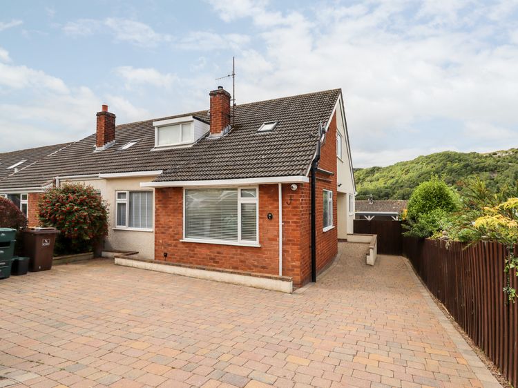 4 Bodnant Road, listing photograph 2