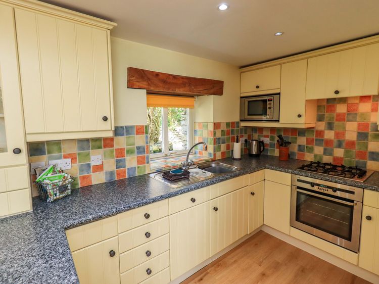 Pheasant Cottage, listing photograph 8