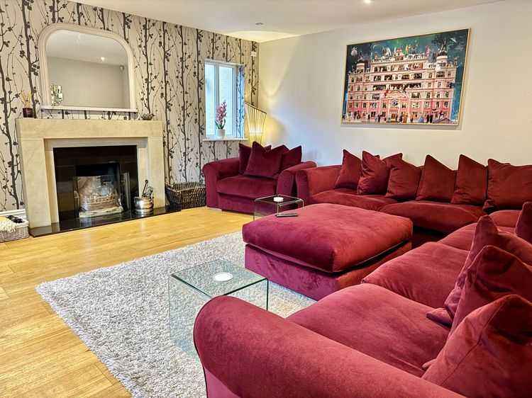 Willow Brook, listing photograph 6