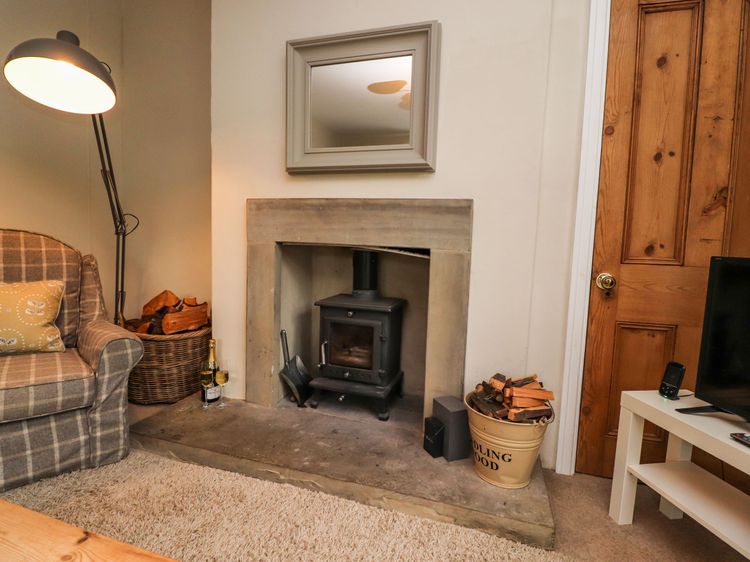 Dales Cottage, listing photograph 4