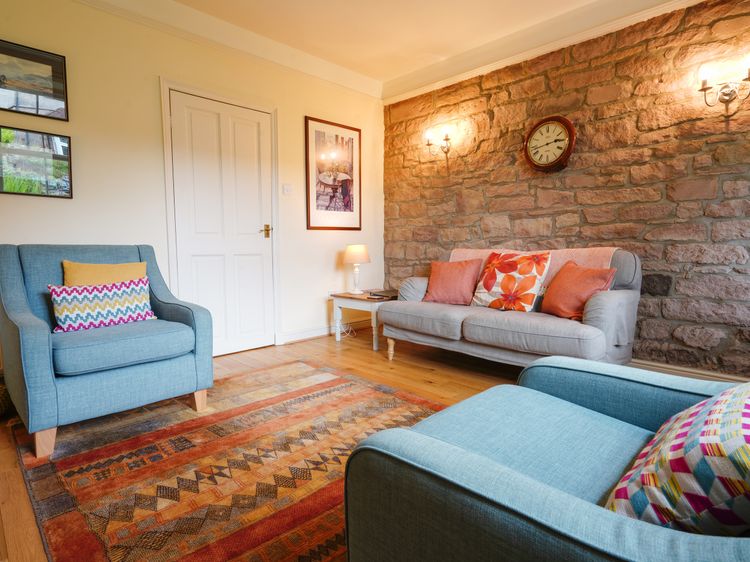 Cloudberry Cottage, listing photograph 4