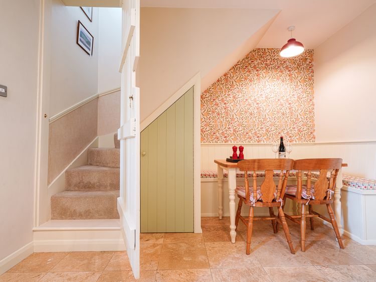 Cloudberry Cottage, listing photograph 9
