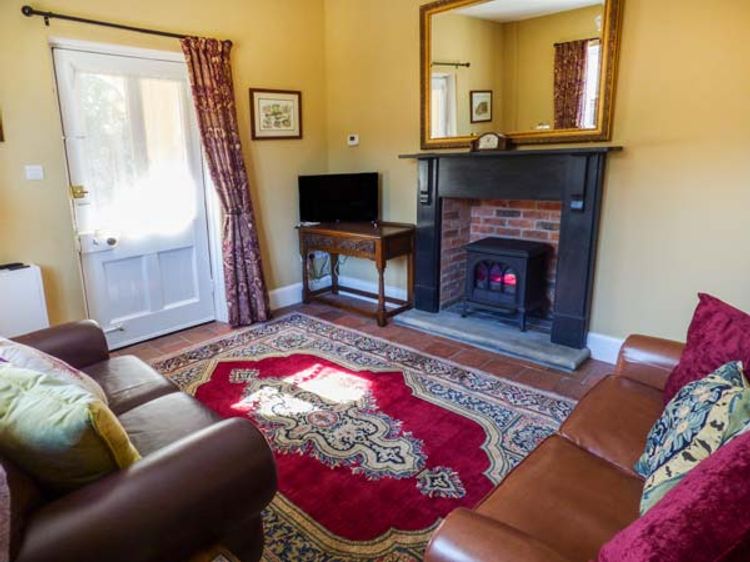 The Gate House, listing photograph 4