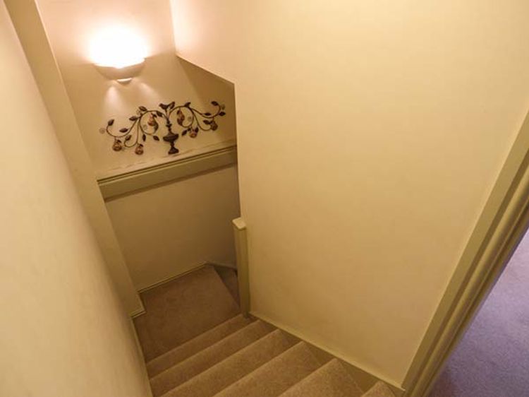 Honeypot Cottage, listing photograph 4
