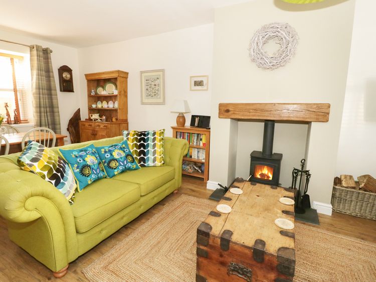 Llwyn Onn, listing photograph 3