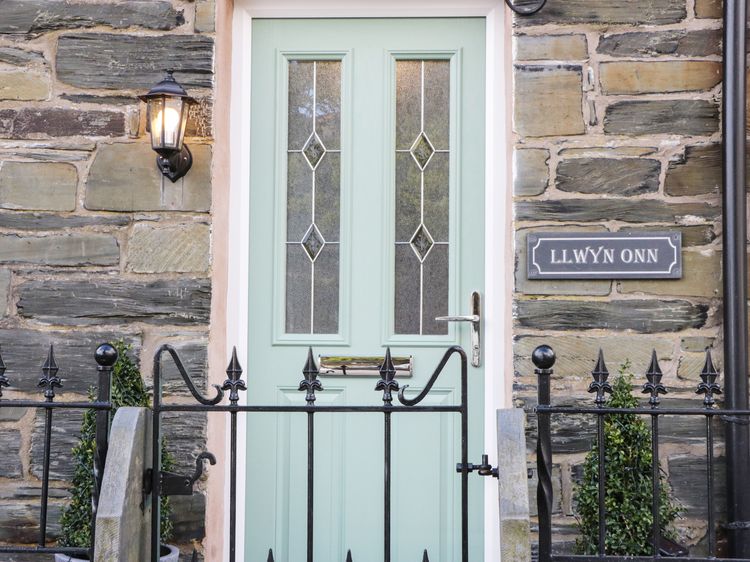 Llwyn Onn, listing photograph 2
