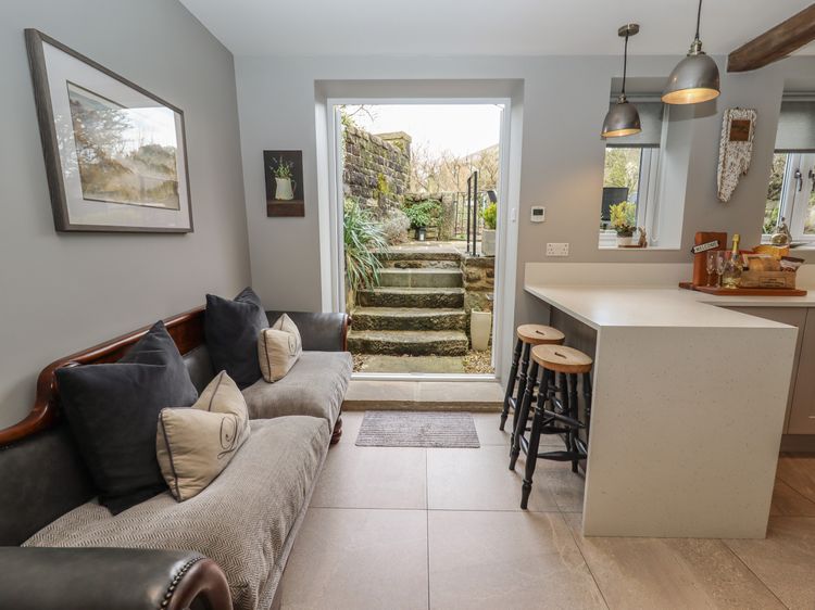 Rose Cottage, listing photograph 8