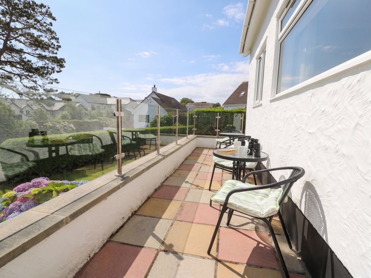 Bay View, listing photograph 4