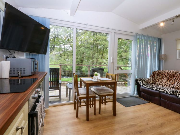 River's Nook, listing photograph 3