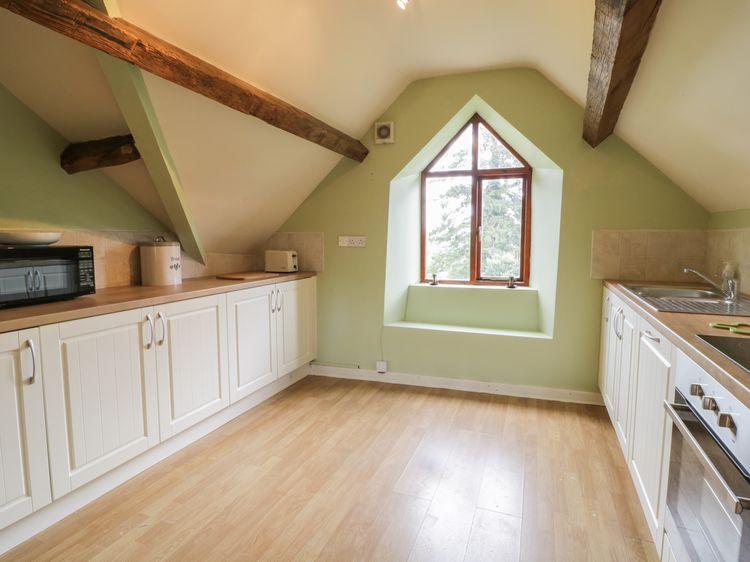 Hen Ysgubor Cottage, listing photograph 7