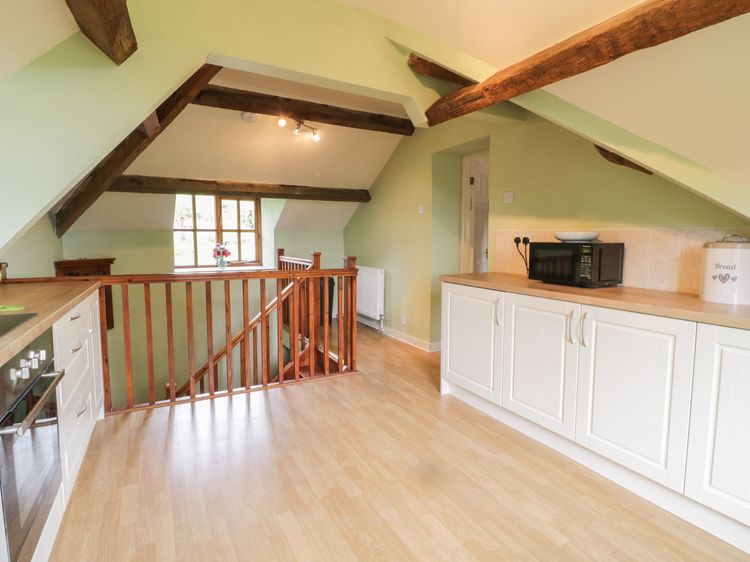 Hen Ysgubor Cottage, listing photograph 9