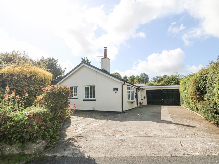 Glan Dwr, listing photograph 2