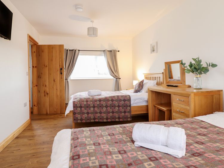 Gwynfa, listing photograph 12