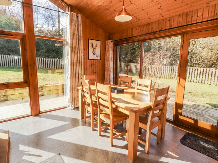 26 Dukes Meadow, listing photograph 9
