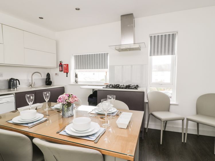 Harbourside House, listing photograph 8