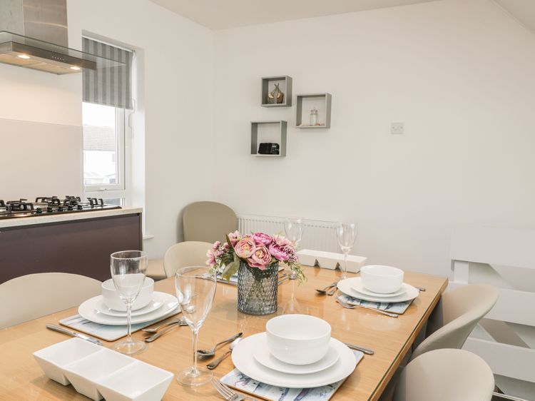 Harbourside House, listing photograph 9