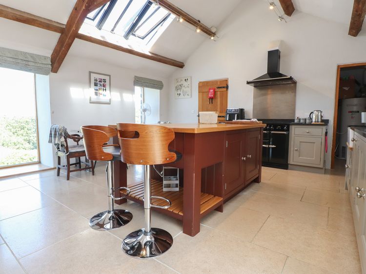 Wern Olau Cottage, listing photograph 8