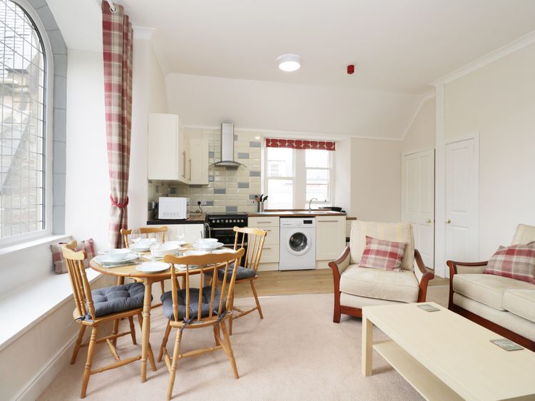 Watergate, listing photograph 7
