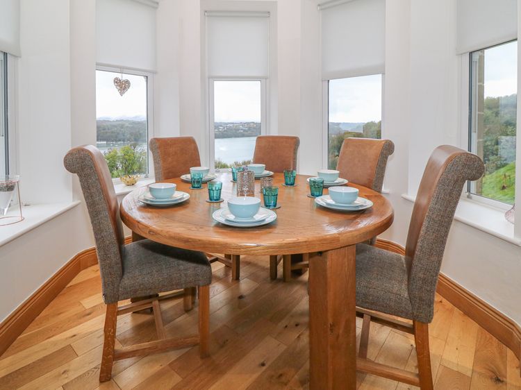 Bryn Mel Apartment, listing photograph 8