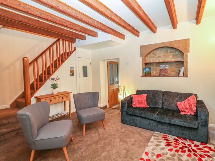 Pine Cottage, listing photograph 2