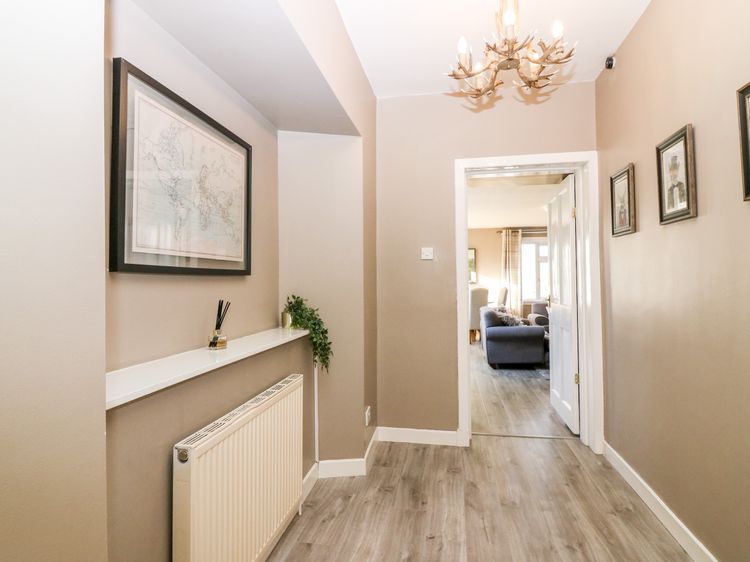 White Hillocks Cottage, listing photograph 12