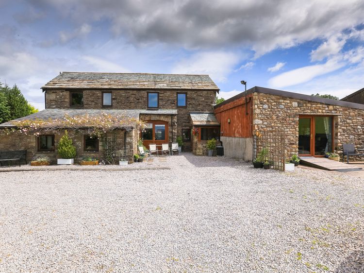 Knott Lodge, listing photograph 2