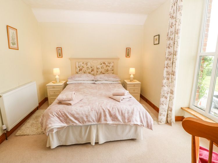 Dinas Farmhouse Annex, listing photograph 6