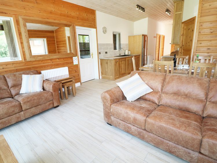 Kipling Lodge, listing photograph 4