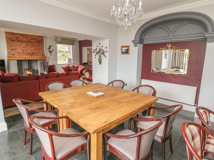 Ellie's Lodge, listing photograph 6