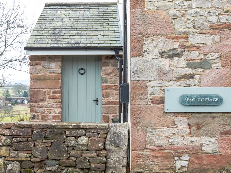 Stag Cottage, listing photograph 2