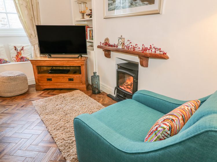 Cosy Cottage, listing photograph 2