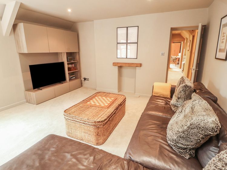 Kelsick Heights, listing photograph 6