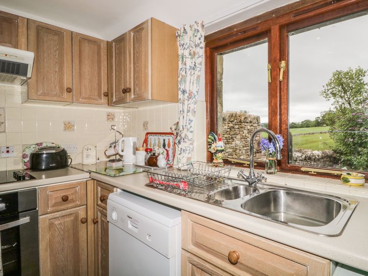 Pond End Cottage, listing photograph 9