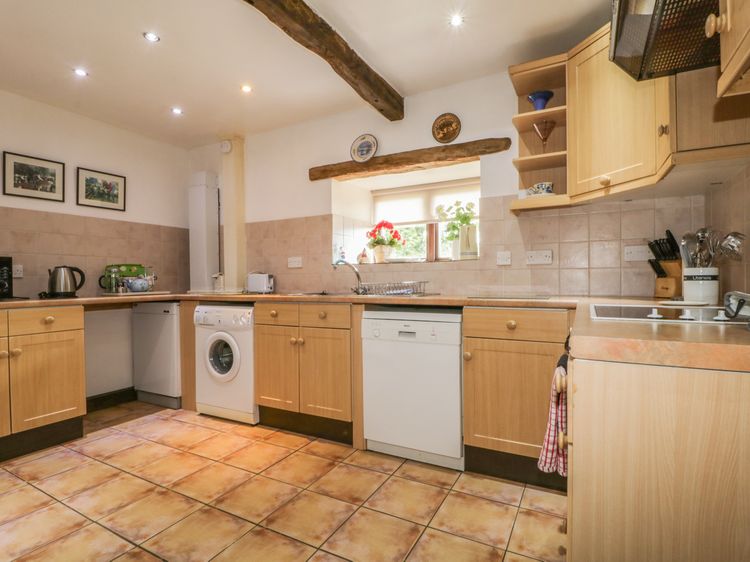 Springarth Cottage, listing photograph 5